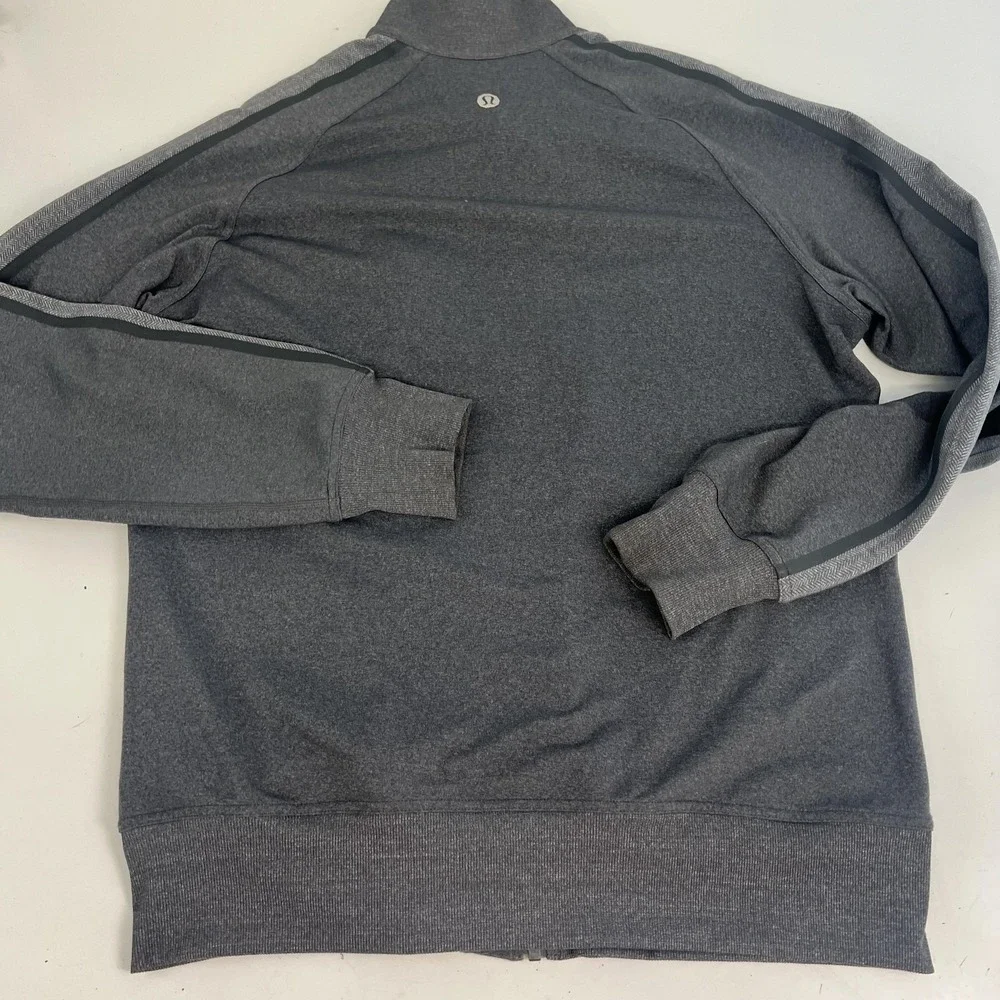 Lululemon Athletica Kung Fu II Jacket Mens XL Gray Full Zip Stand Collar